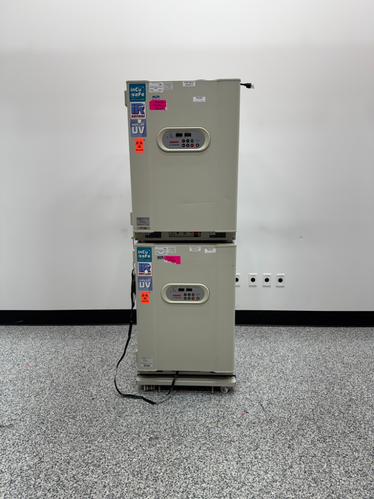 Image of Sanyo Incu-Safe Double Stack CO2 Incubator